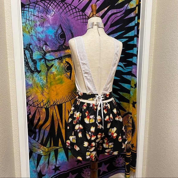 🌈 Lovely getaway flower picnic romper - Picture 8 of 12